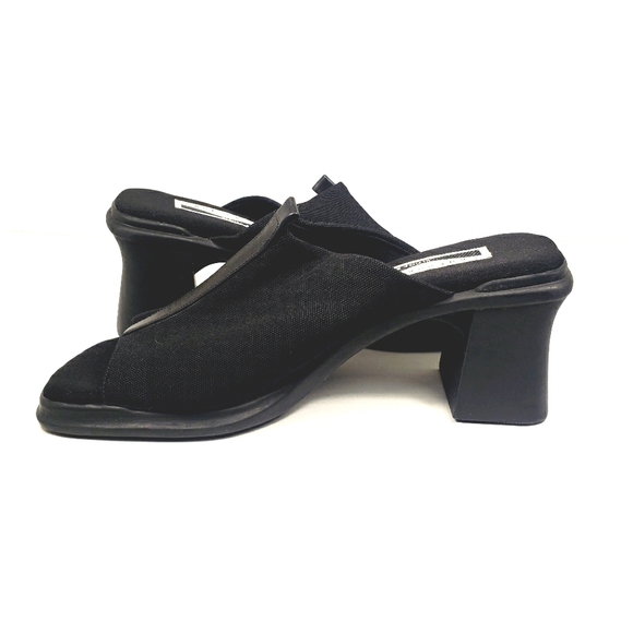 Caressa Ultima Series Black Slip on Block Heel Sandals Womans size 9 M - Picture 7 of 9